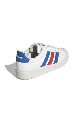 TENIS ADIDAS HOMBRE IH4276 STREETTALK Talla 7.5