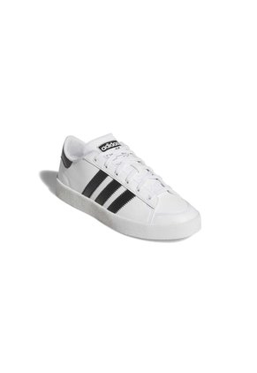 TENIS ADIDAS UNISEXO JR1902 JUMP HOOK LOW Talla 5.5