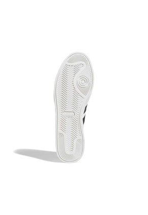 TENIS ADIDAS UNISEXO JR1902 JUMP HOOK LOW Talla 5.5