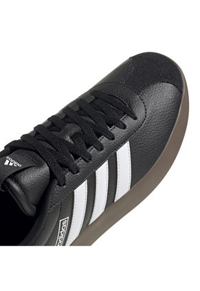 TENIS ADIDAS HOMBRE ID6286 VL COURT 3.0 Talla 7