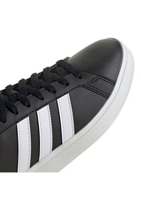 TENIS ADIDAS MUJER GW9262 GRAND COURT B Talla 7.5