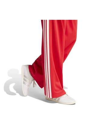 SUDADERA ADIDAS MUJER KV1161 Talla XS