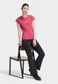 Camiseta adidas Sportswear Essentials Linear Fucsia de adidas Performance