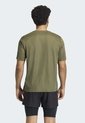 Camiseta Training adidas Performance Workout Essentials Base 3 Rayas Verde Oliva de adidas Performance