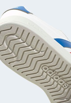 Tenis Lifestyle adidas Sportswear Streettalk Marfil