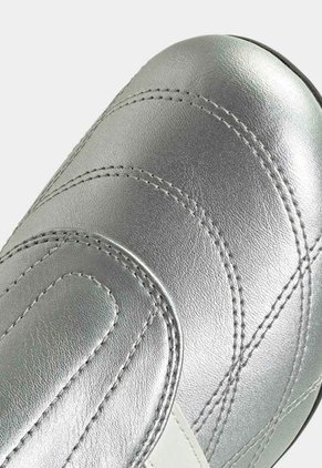 Tenis adidas Sportswear Tekwen Plateado