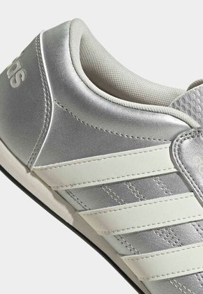 Tenis adidas Sportswear Tekwen Plateado