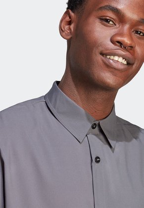 Camisa Gris-Naranja Neón adidas Performance City Escape Premium