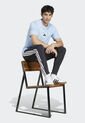 Camiseta adidas Sportswear Essentials Celeste de adidas Performance