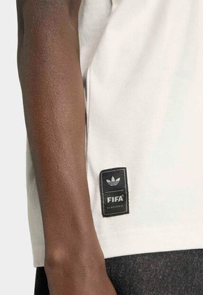 Camiseta adidas Originals Copa Mundial de la FIFA 26 Group Mascot Marfil