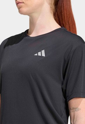 Camiseta adidas Performance adi365 Essentials Negro