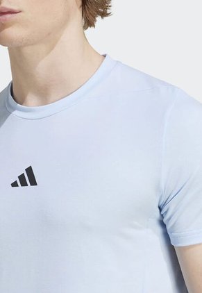 Camiseta Training adidas Performance Designed Celeste