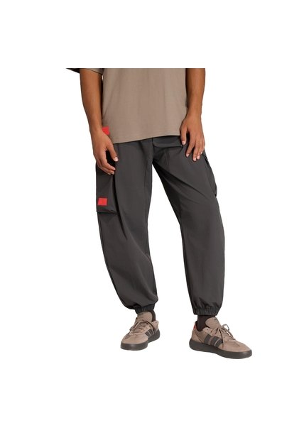 Pantalón Negro Adidas Elevated Tejido Audi Revolut F1 Team Hombre