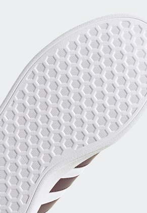 Tenis Lifestyle Blanco-Vino-Rojo adidas Sportswear Grand Court Base 2.0