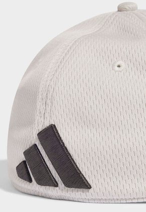Gorra adidas Performance DNA Audi Revolut F1 Team Beige