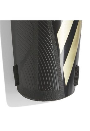 Adidas Performance Canilleras Adidas Entrenamiento Tiro - Negro-Dorado Canilleras