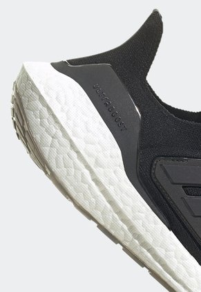 Tenis Running Negro-Blanco adidas Performance Ultraboost 22