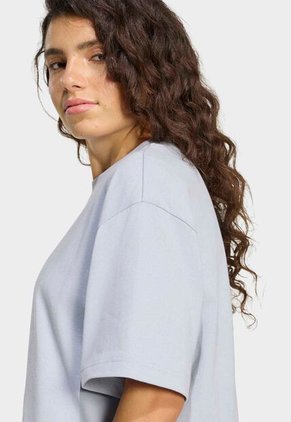 Camiseta adidas Sportswear Essentials Gris