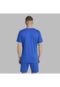 Array de adidas Performance