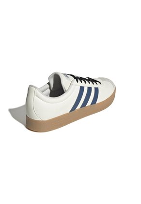 TENIS ADIDAS HOMBRE IH6741 VL COURT BASE Talla 7