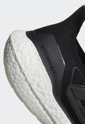 Tenis Running Negro-Blanco adidas Performance Ultraboost 21