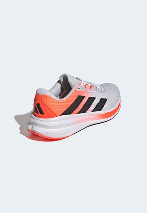 Tenis adidas Performance Questar 3 Gris