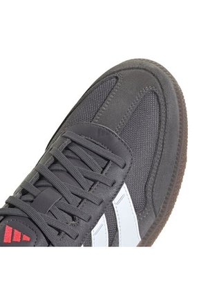 Adidas Performance Guayos Adidas Unisex Predator Freestyle Indoor Soccer-Negro-Blanco Guayos