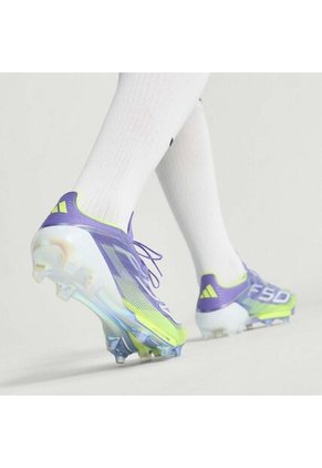 Guayos Adidas Hombre F50+ FG - Morado