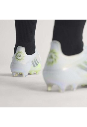 Guayos Adidas Mujer F50 SparkFusion Elite FG/MG - Blanco/Amarillo