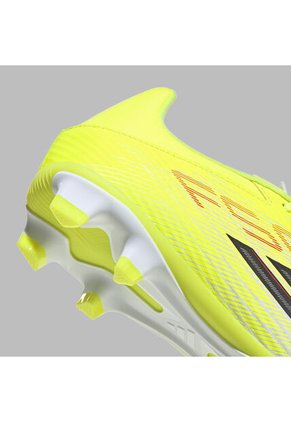 Guayos Adidas Hombre F50 Club FG/MG - Varios
