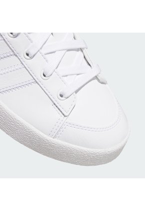 Tenis Basketball Blanco Adidas Jump Hook