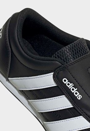 Tenis adidas Sportswear Tekwen Negro