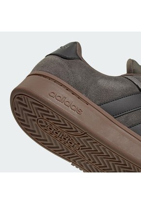 Zapatillas Y Tenis Urbano Grand Court Adultos Gris