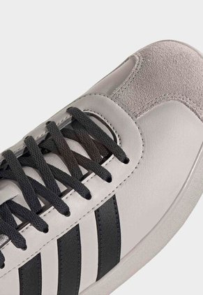 Tenis Lifestyle adidas Performance VL Court Audi Revolut F1 Team Gris