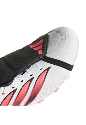 GUAYO ADIDAS UNISEXO IH2117 PREDATOR CLUB Talla 9.5