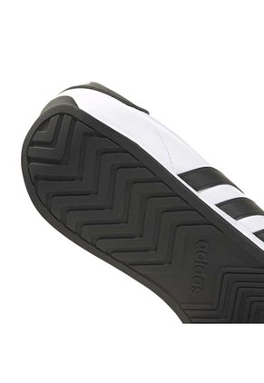 TENIS ADIDAS HOMBRE JR4615 RUNVISTA Talla 8