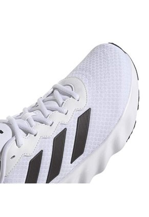 TENIS ADIDAS UNISEXO ID5252 SWITCH MOVE Talla 8.5