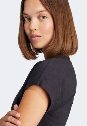 Camiseta Negro-Blanco adidas Sportswear W Lin Sj T