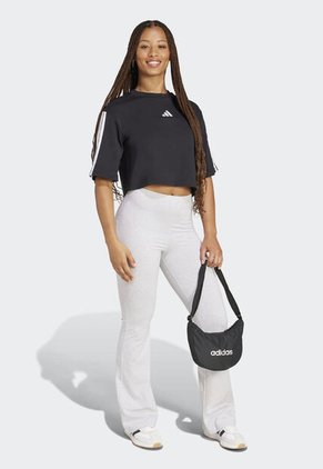 Camiseta adidas Sportswear Essentials Negro