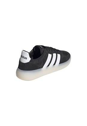 TENIS BARREDA DECODE ADIDAS