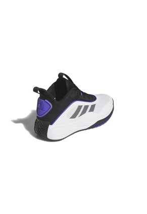 TENIS ADIDAS HOMBRE LA0469 OWNTHEGAME 3. Talla 9
