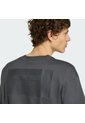 Camiseta Negra Adidas Audi Revolut F1 Elevated Graphic I Hombre de adidas Performance