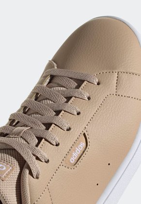 Tenis Lifestyle Beige-Blanco adidas Performance Court