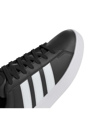 TENIS ADIDAS HOMBRE IH1473 GRAND COURT 3 Talla 7