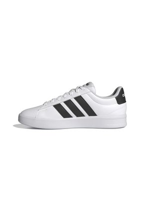 TENIS ADIDAS HOMBRE IH1472 GRAND COURT 3 Talla 7