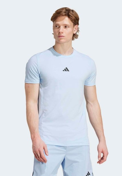 Camiseta Training adidas Performance Designed Celeste