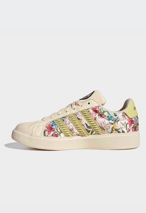 Tenis Lifestyle adidas Sportswear Farm Streettalk Beige