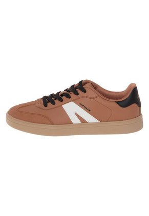 Zapatos Deportivos Nova Para Mujer Café Medio Airwalk 210407