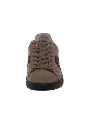 Zapatos Deportivos District Para Hombre Café Oscuro Airwalk 211381