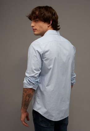 Camisa AMERICAN EAGLE Celeste